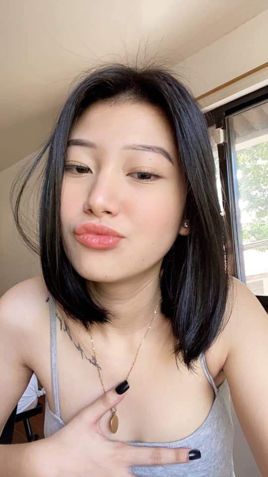 Em nhân viên bênh viện tận tình chăm sóc bệnh nhân có công việc phụ ở “onlyfans”
