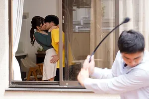 Trao đỗi vợ với cấp trên